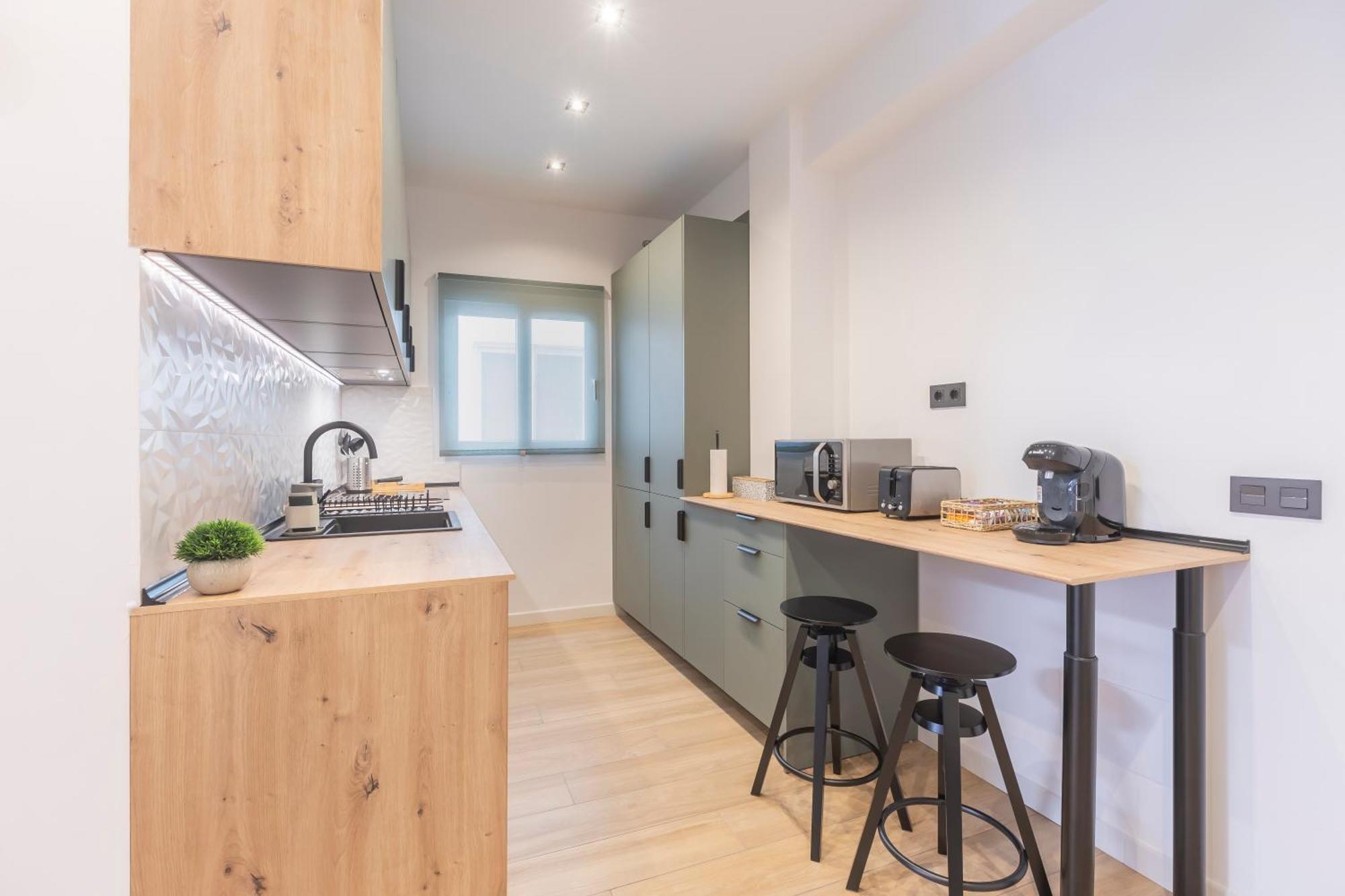 Fully Renovated Apartment In The Heart Of Fuengirola, 2 Min Walk To The Beach Exterior foto